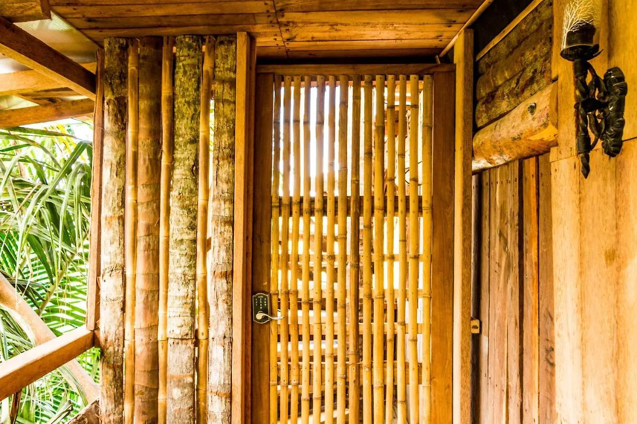 Bambu Gran Palas Hostal Party Hostel Tulum