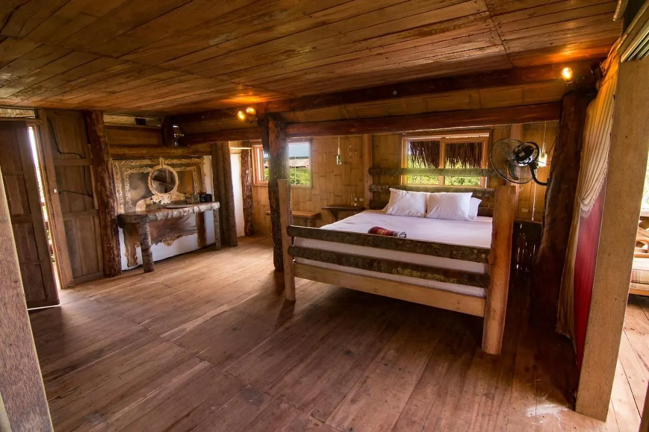 Bambu Gran Palas Hostal Party Hostel