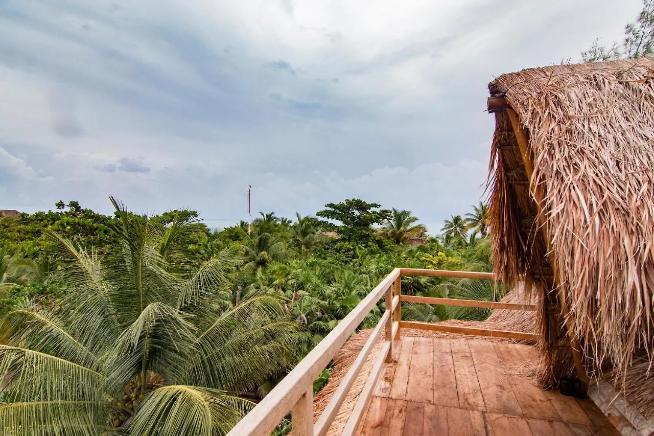 Hostel Bambu Gran Palas Hostal Party